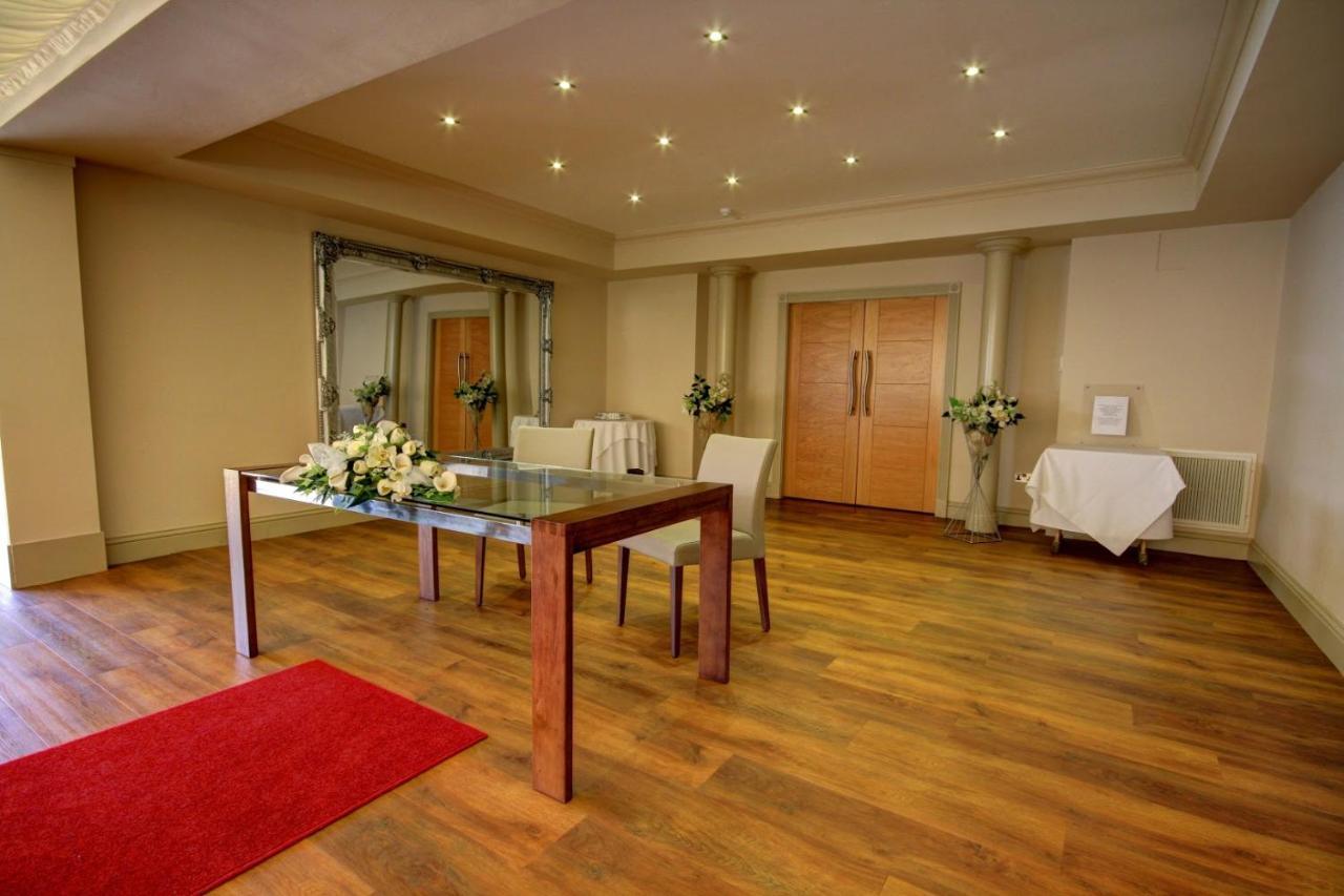 The Rochford Hotel Экстерьер фото